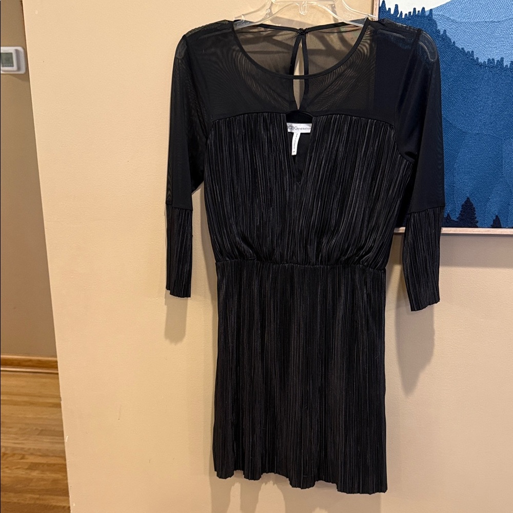 BCBGeneration Elegant Black crepe Dress w/ sheer top size xxs
